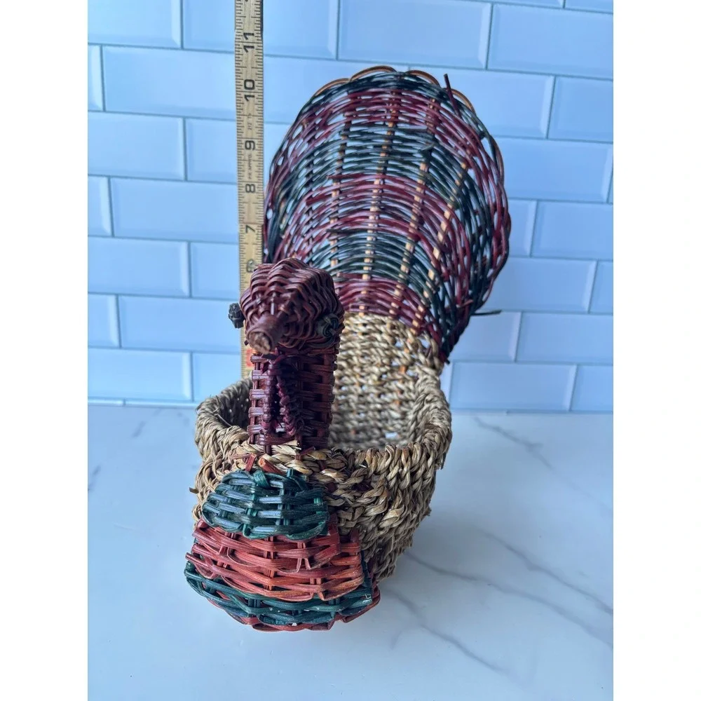 Vintage Woven Wicker Turkey Basket Thanksgiving Decor Centerpiece Multicolored